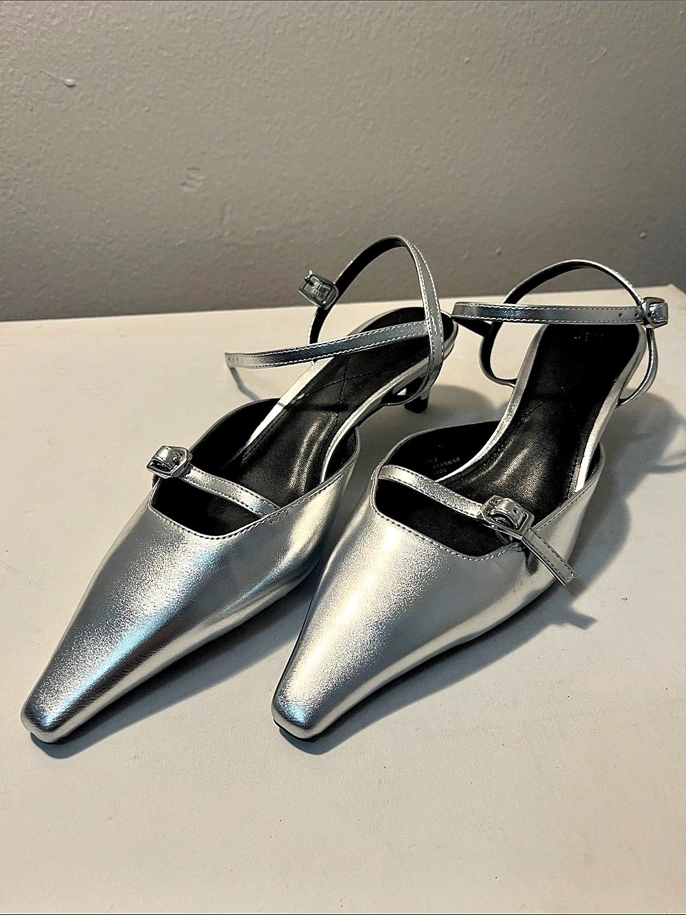 H&M Metallic Silver Pointed Slingback Kitten Heels Pointed Toe Ankle Strap Heels